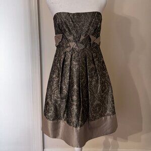 ✨ BCBG MaxAzaria Strapless Pewter Cocktail Dress